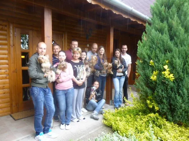 Apartamento Rigofeszek Vendeghaz *