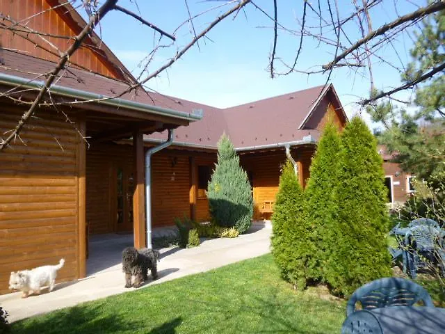 Rigofeszek Vendeghaz * Mátraszele